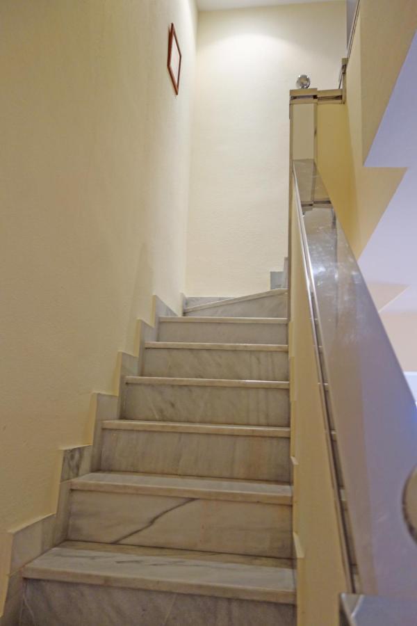 Marbella House Apartamento Duplex Exteriör bild
